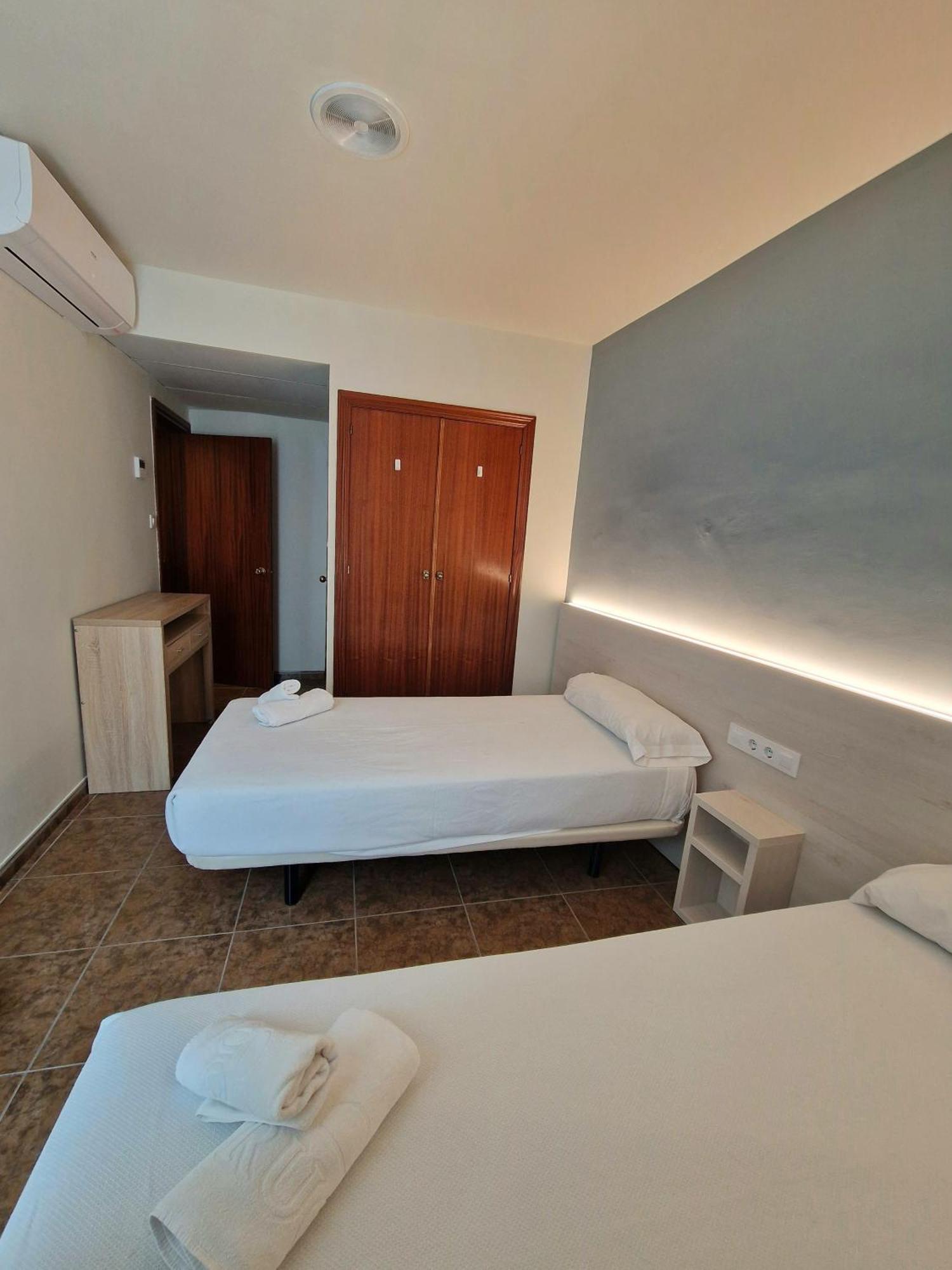 Hostal Rugaca Huesca Extérieur photo