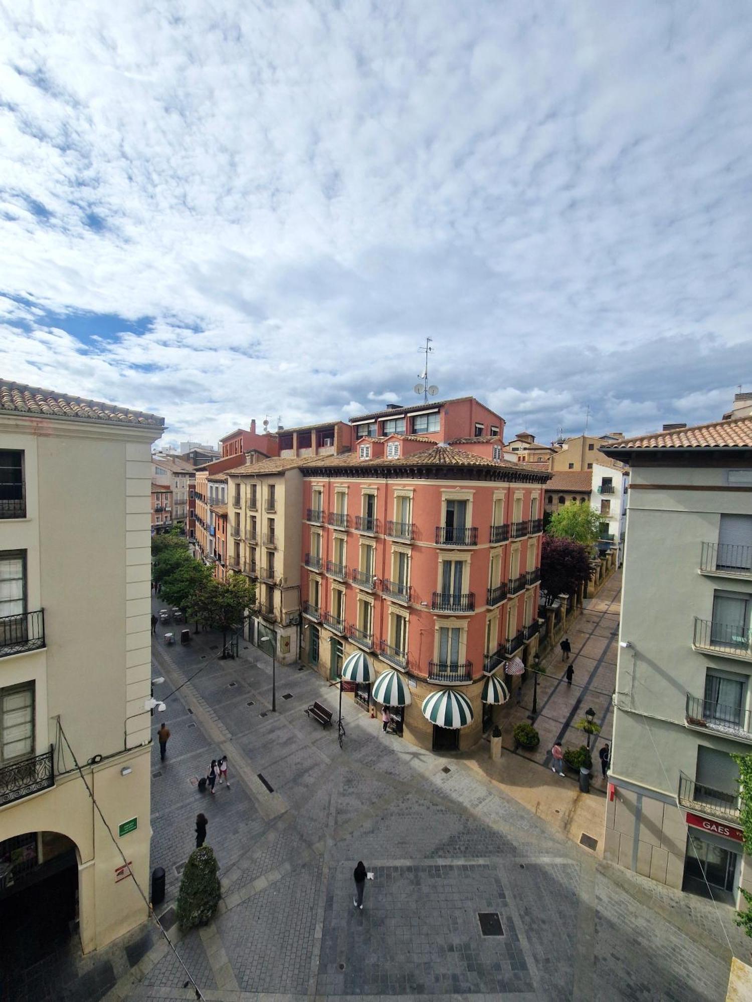 Hostal Rugaca Huesca Extérieur photo