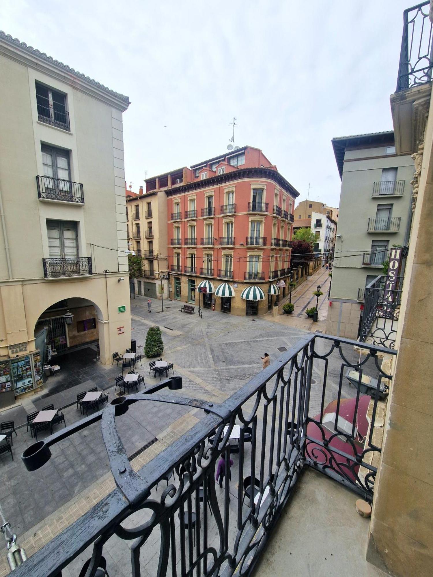 Hostal Rugaca Huesca Extérieur photo